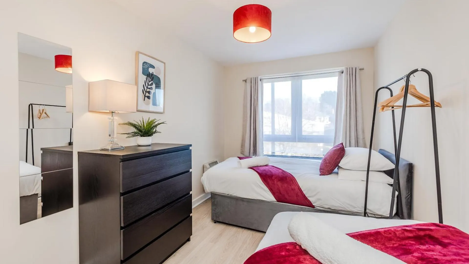 Waterfront Quayside Apartment With Secure Parking & Lift, Ideal For Mobility Users Newcastle upon Tyne Velká Británie
